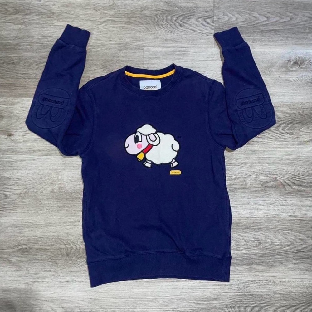 Vintage 2000s Pancoat Equipment Sheep
Patch Logo Crewneck Japan